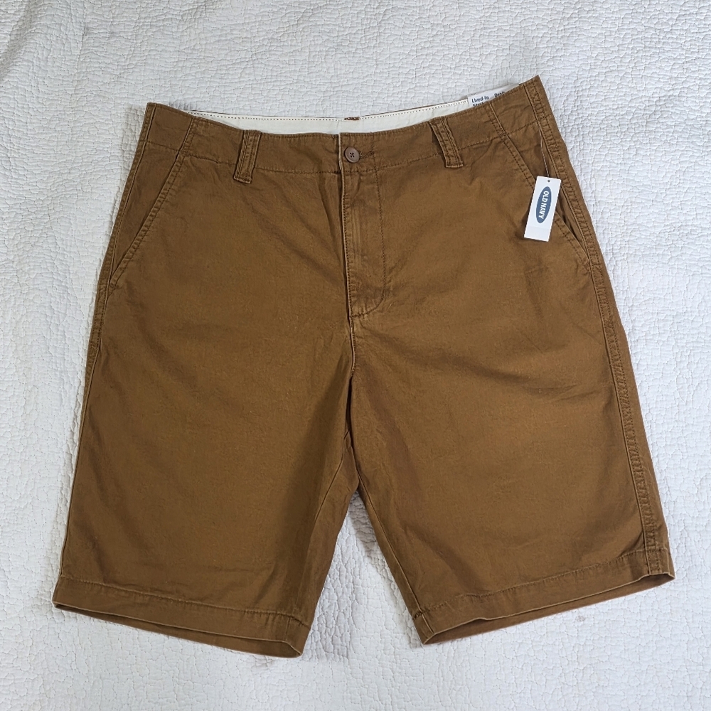NWT Old Navy Tan Straight Lived-In Khaki Non-Stretch Shorts - 10 inch inseam